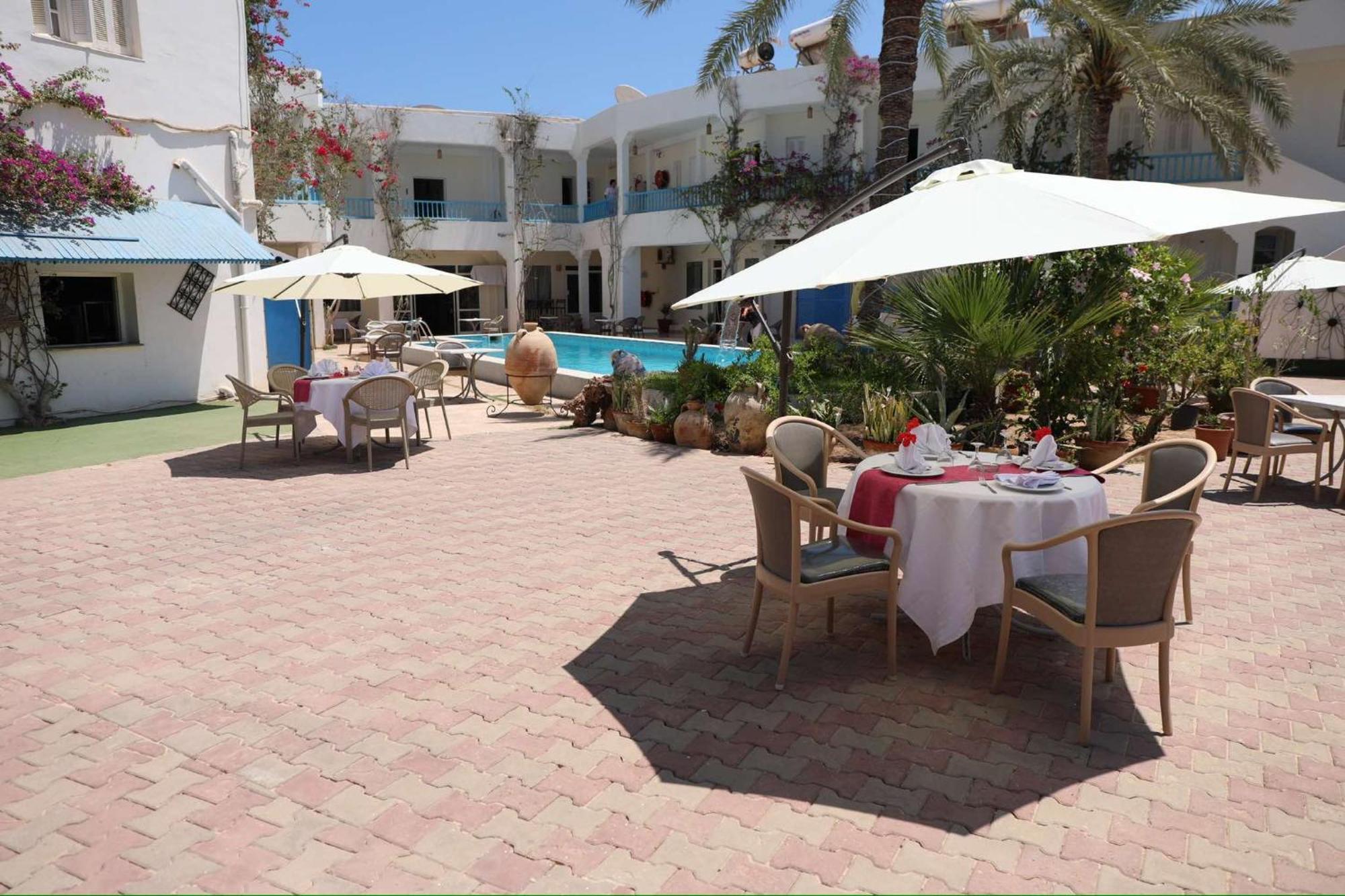 Appart Hotel Rodes Mezraia Екстер'єр фото